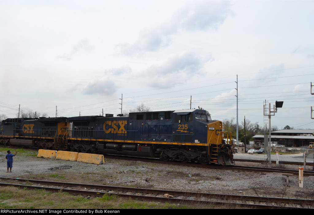 CSX 235